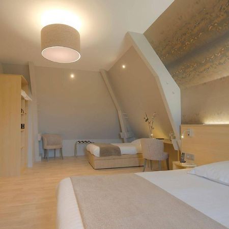 Hotel La Hoirie Sarlat-la-Caneda Bagian luar foto