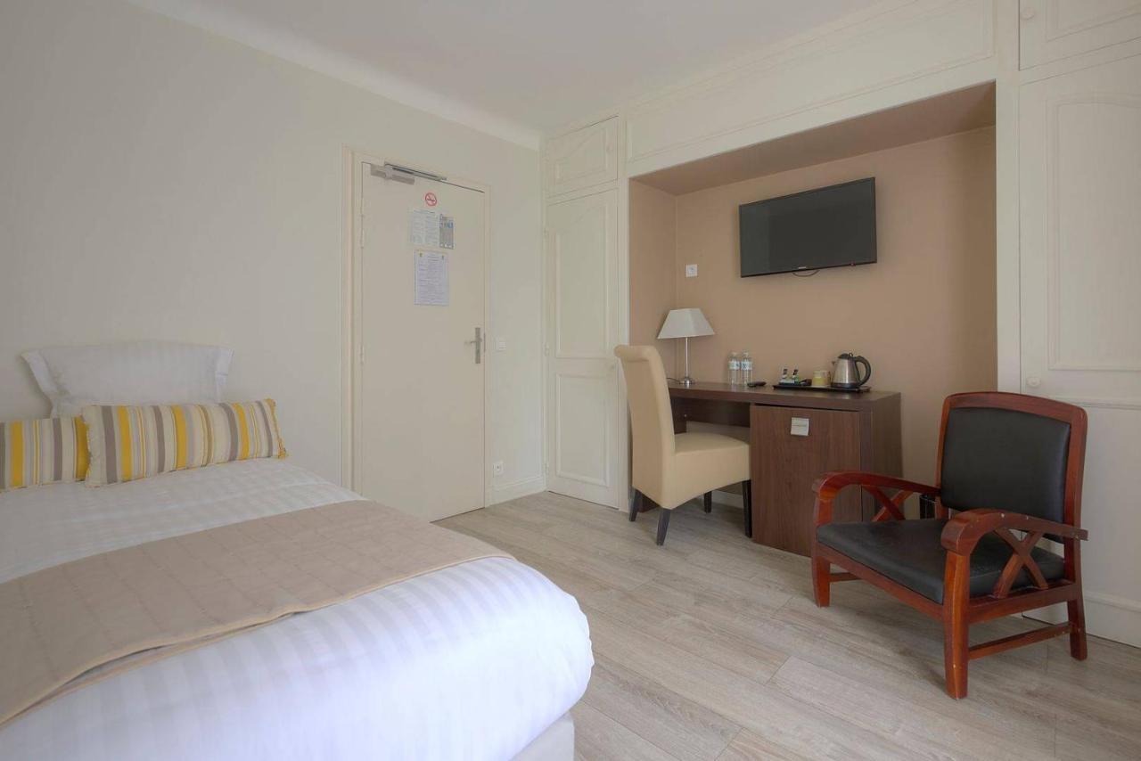 Hotel La Hoirie Sarlat-la-Caneda Bagian luar foto